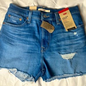 Levi’s women’s high rise shorts